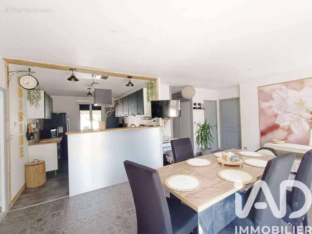 Maison 120 m² à Neffies  - photo 5
