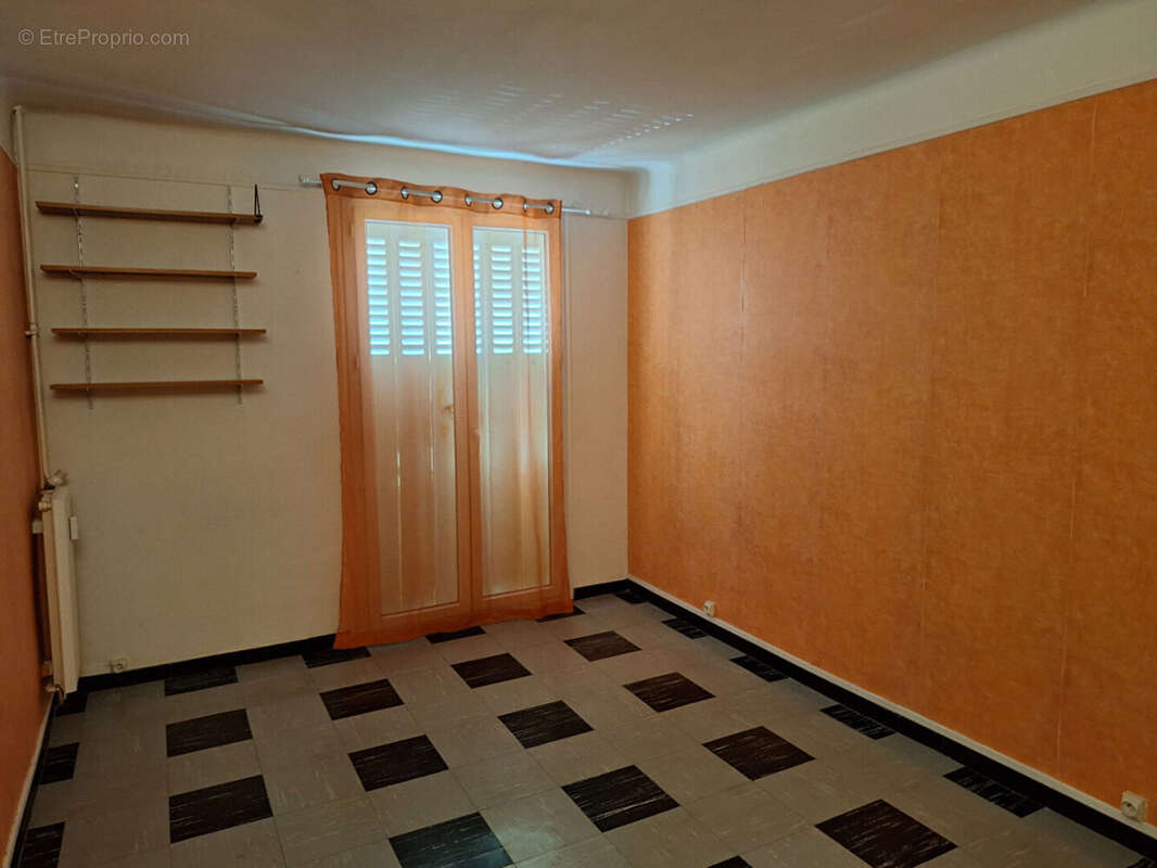 Appartement à MARSEILLE-14E