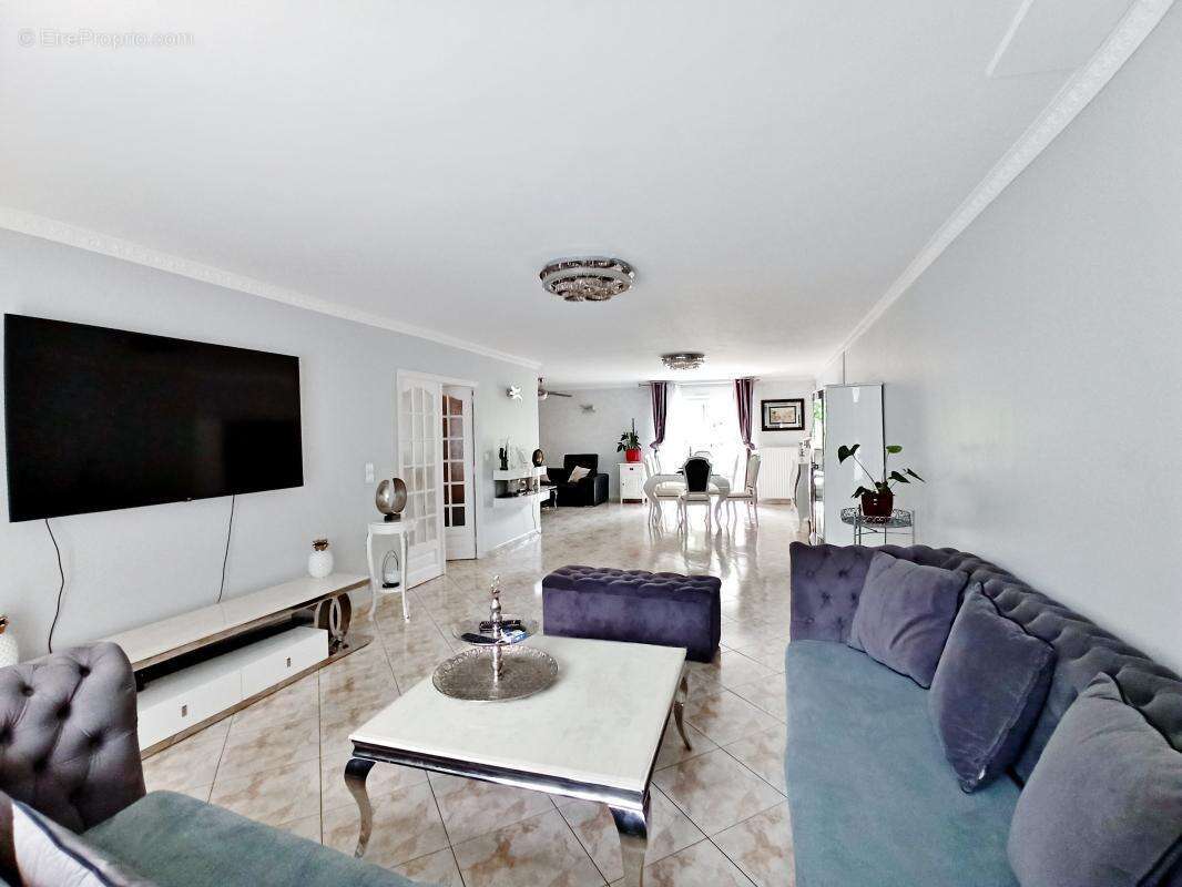 Maison à NOISY-LE-SEC