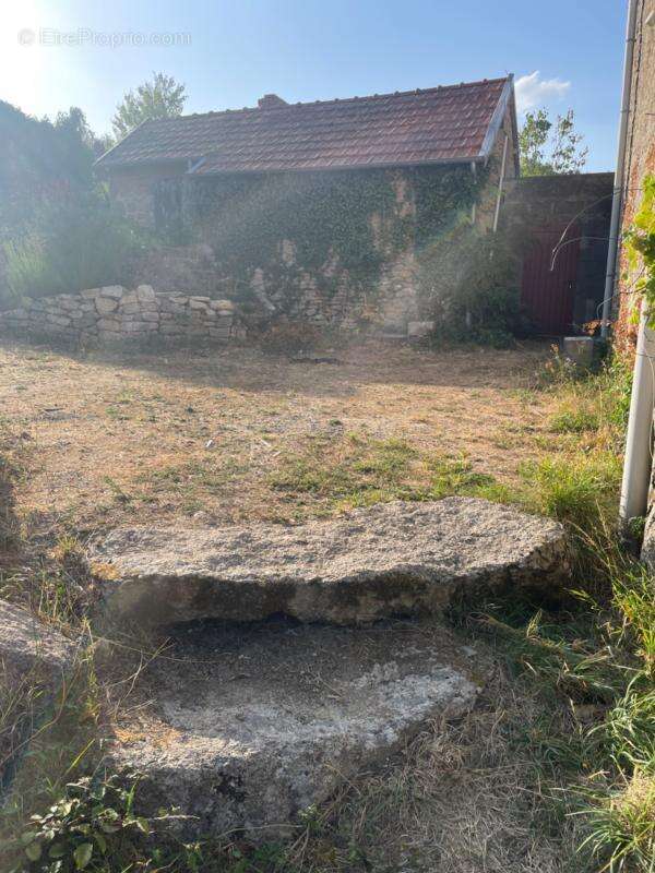 Maison de village 124m2  JOUILLAT (23) - photo 14