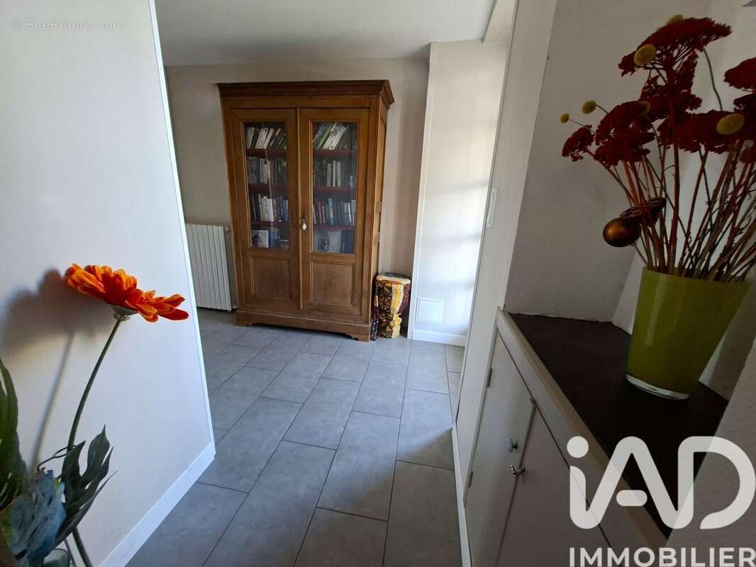 Photo 8 - Maison à VOUNEUIL-SOUS-BIARD