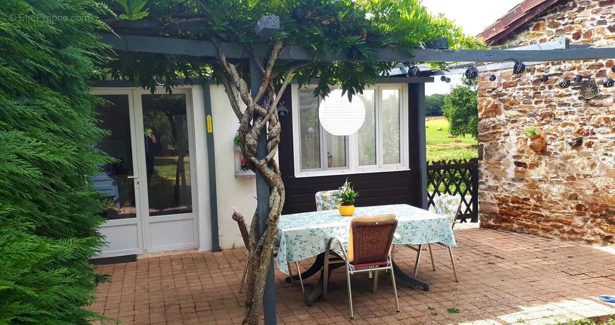 Maison avec gîte à vendre - Bussière-Poitevine - 87 - photo 6