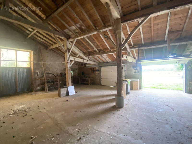 La chapelle achard 85150 avec vue imprenable adorable fermette 3 chambres a rafraichir avec grange - photo 20