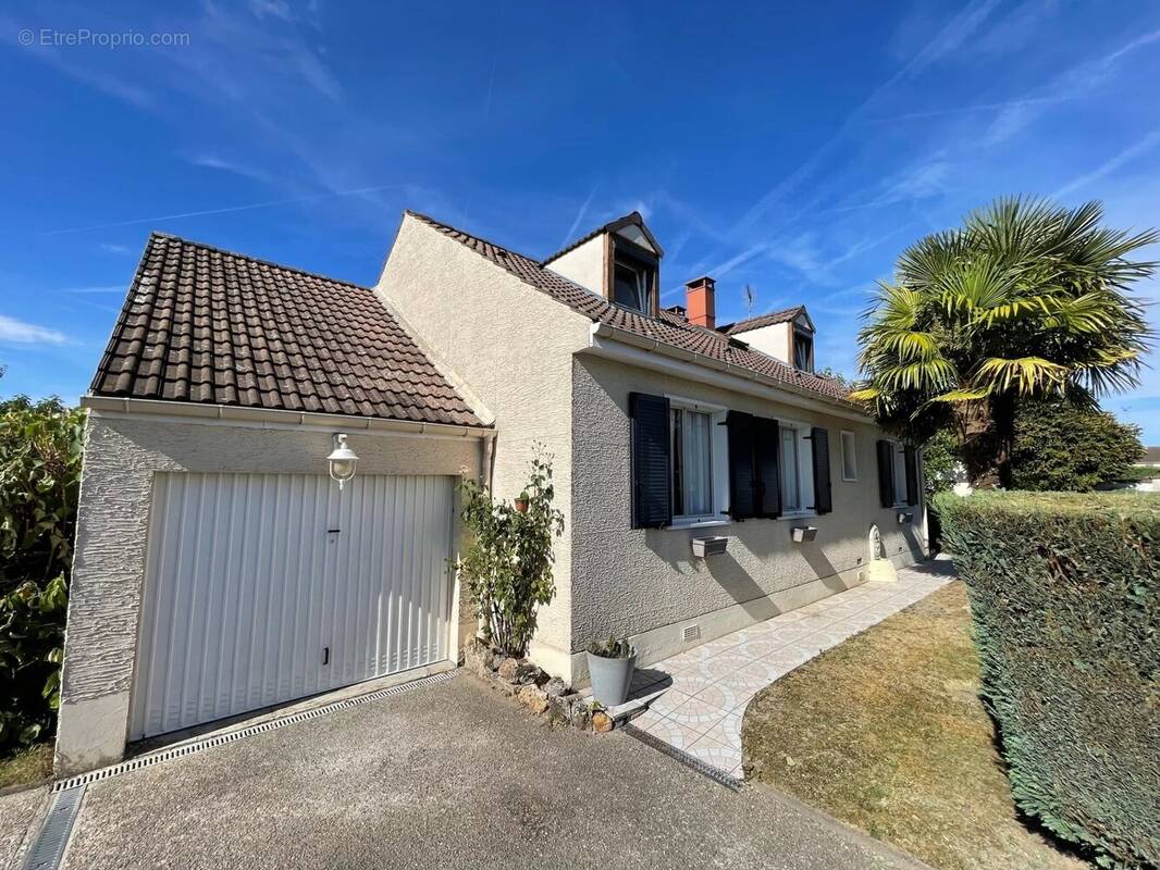 Maison à COURTRY