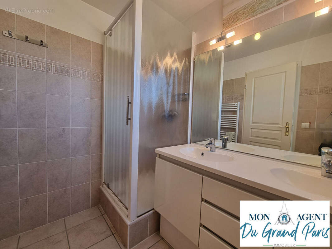 Maison à TOUSSUS-LE-NOBLE