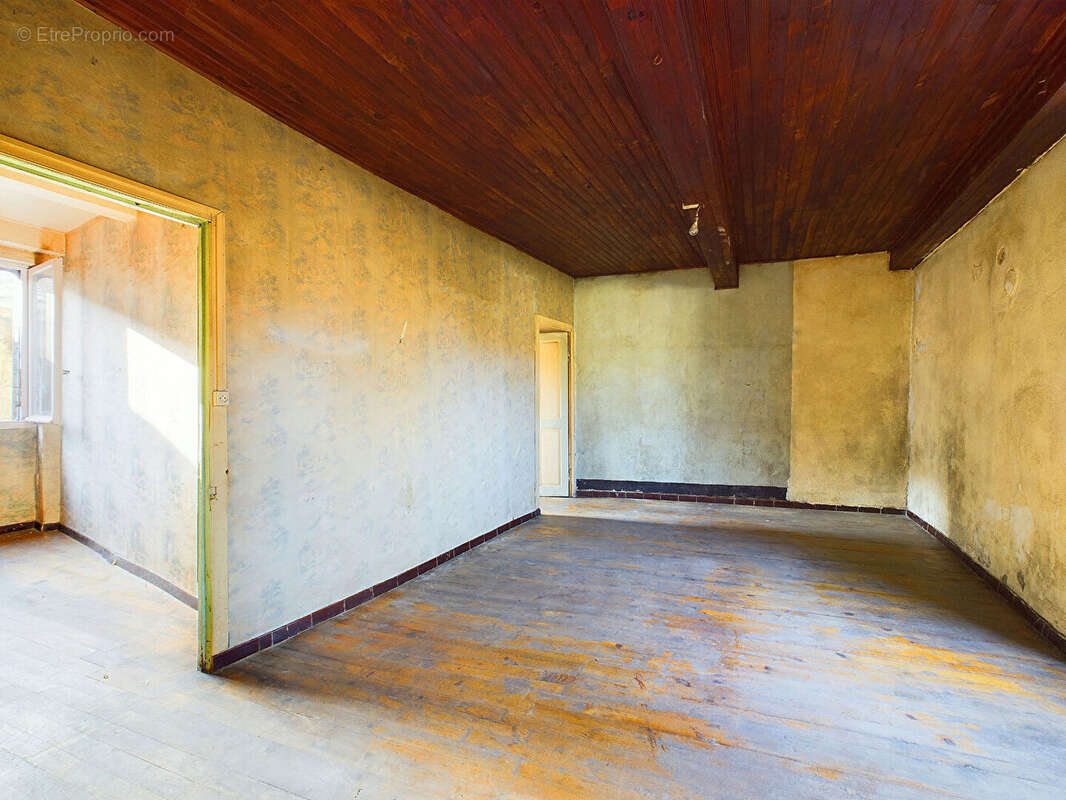 Maison à TOURNON-SUR-RHONE