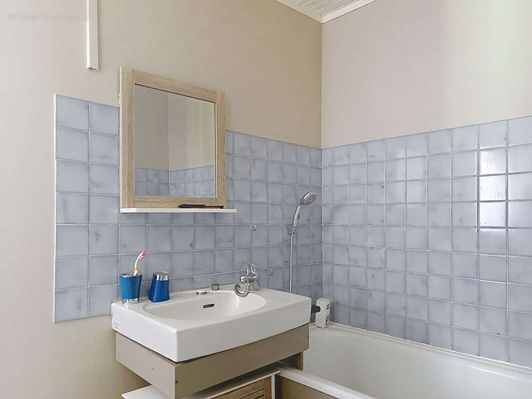 Maison à CASTILLON-EN-AUGE