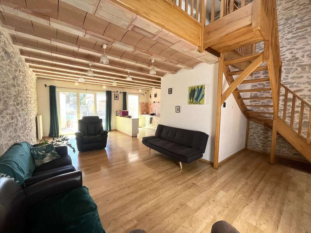 Maison à RIEUX-MINERVOIS