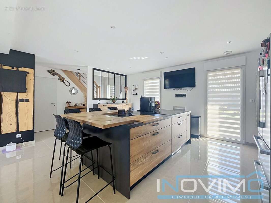 Maison 117 m² à Rexpoede  - photo 3