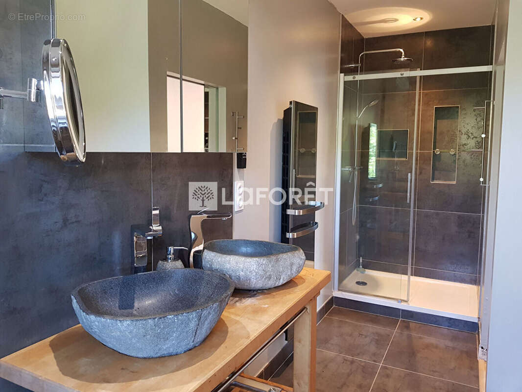 Maison à BELLEVILLE