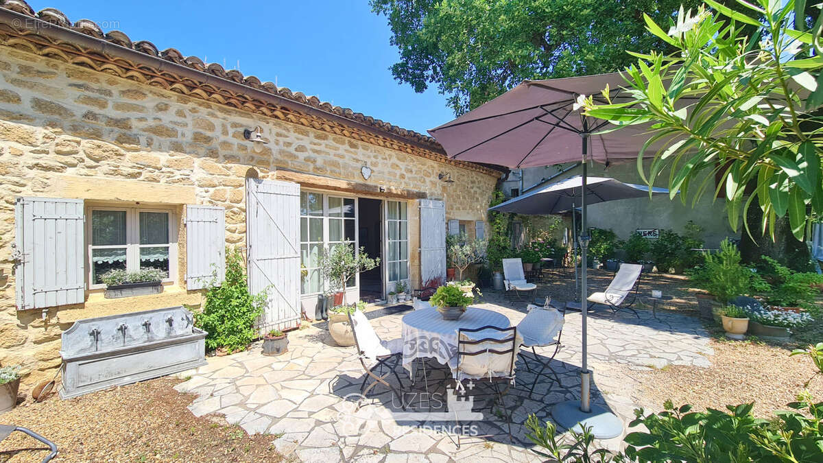 Maison à UZES