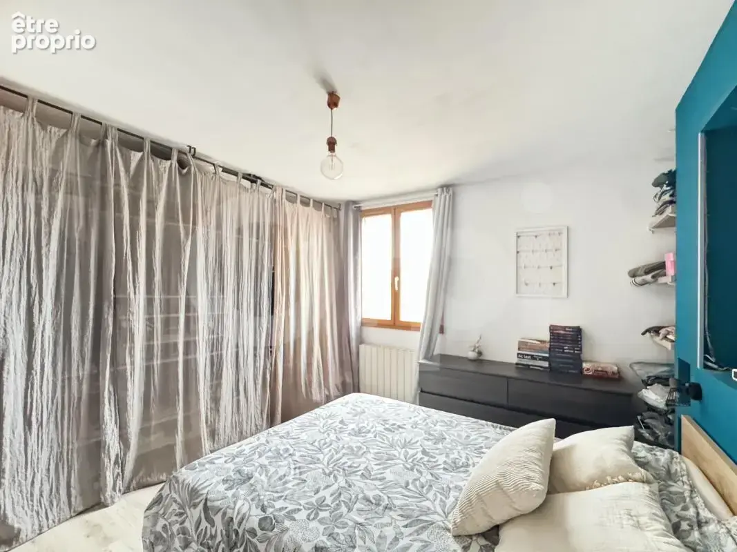EXCLUSIVITÉ ORPI – Maison familiale avec piscine au cœur de La Crau - photo 6