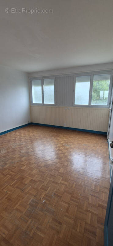 Appartement à AUBERGENVILLE