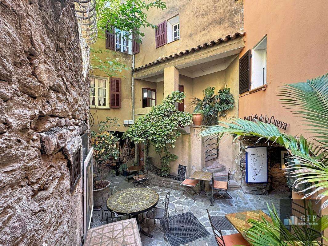 Maison à BORMES-LES-MIMOSAS