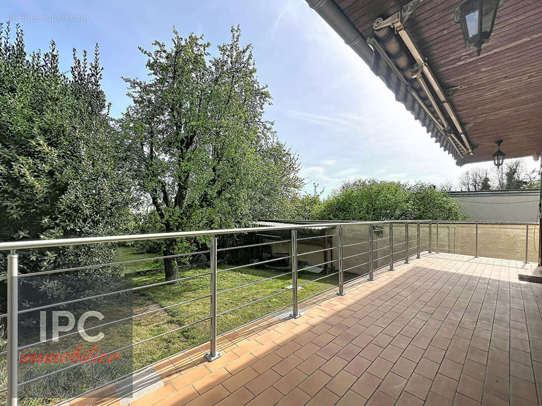 Maison à SAINT-DENIS