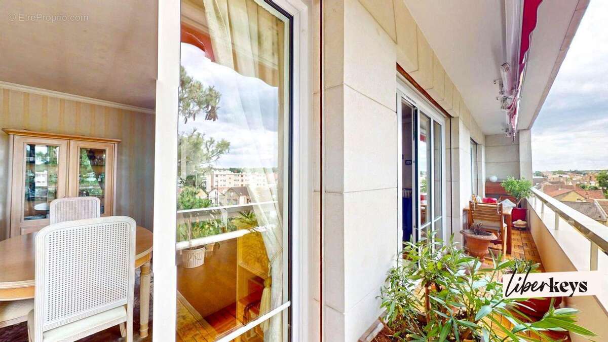 Appartement à MAISONS-LAFFITTE