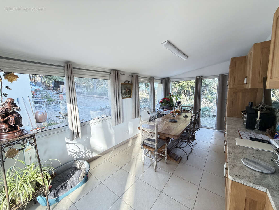 Maison à MOISSAC-BELLEVUE