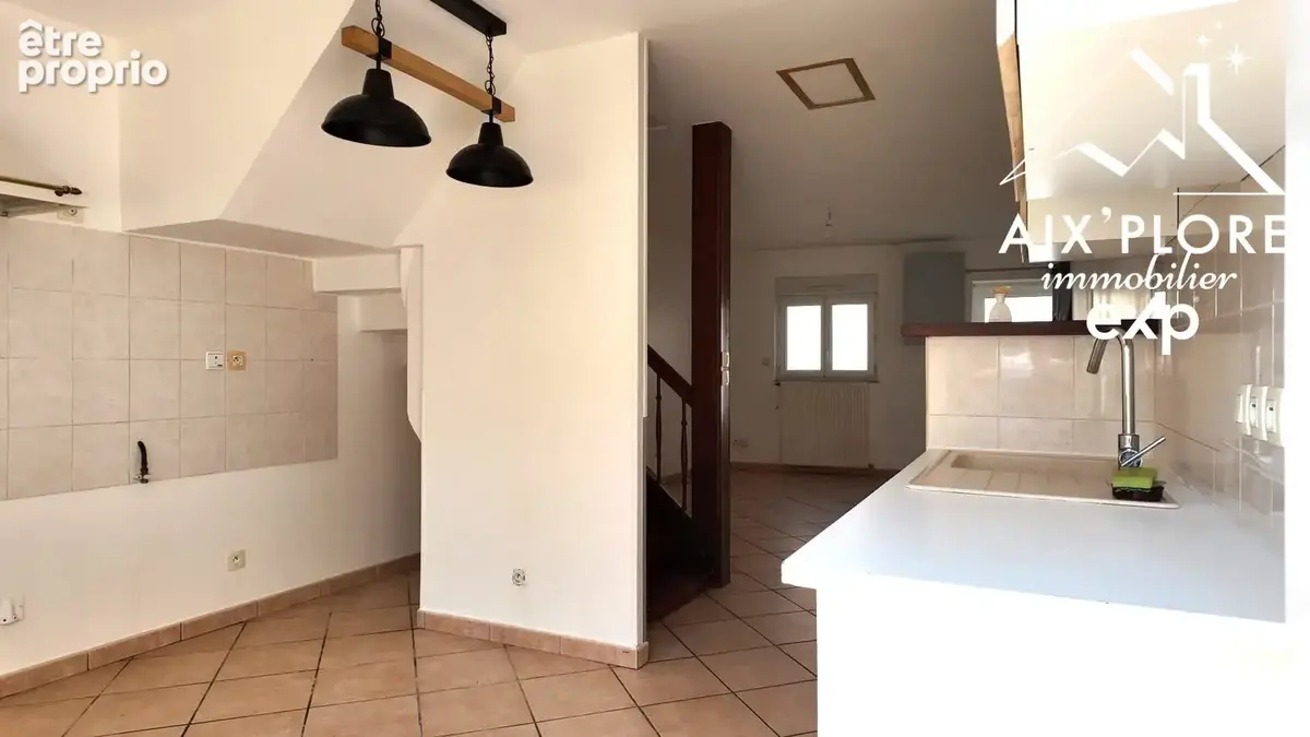 Maison 72 m² à Amberieu-En-Bugey  - photo 4