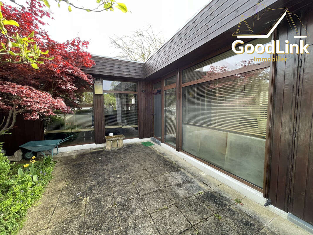 Maison à BOUSSY-SAINT-ANTOINE