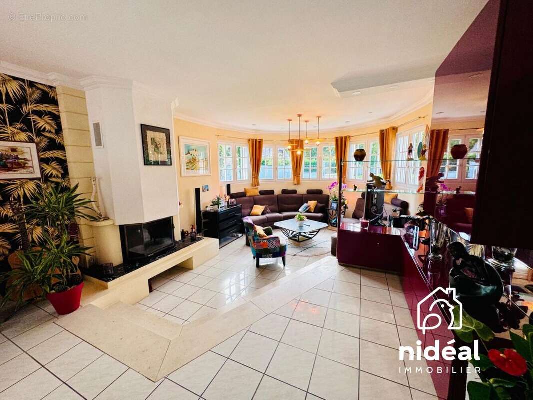 Maison à HEUDREVILLE-SUR-EURE