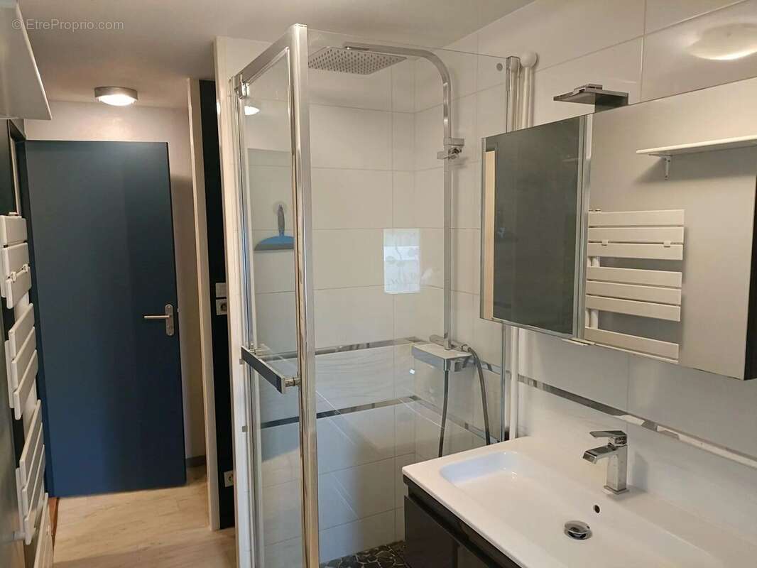 Maison à SAINT-SEBASTIEN-SUR-LOIRE