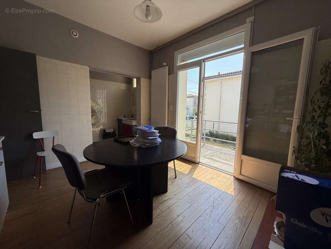 Grande maison unique de 179m² - photo 10
