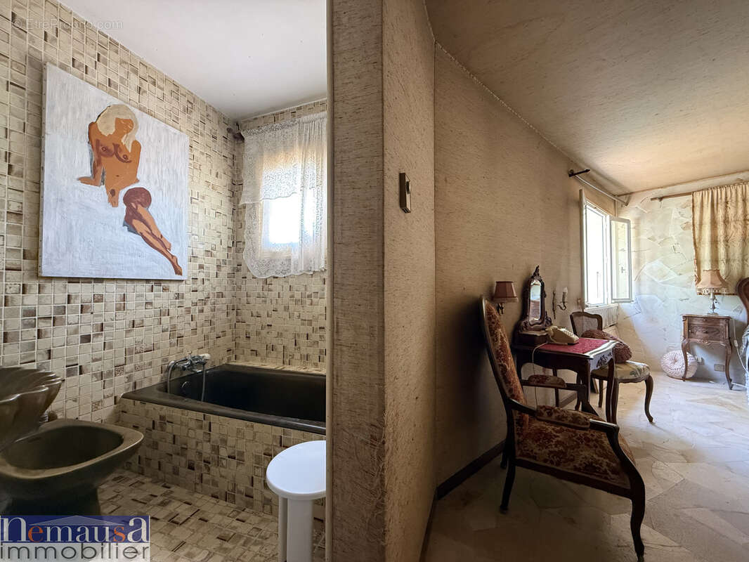CAISSARGUES - Maison de 220m2 avec grande parcelle - photo 17
