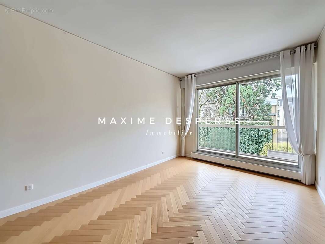 Appartement à VERSAILLES