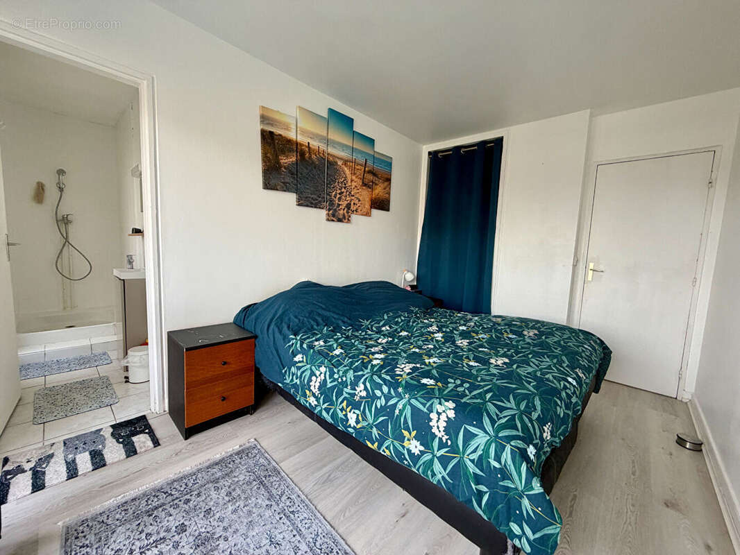 Appartement à LES ESSARTS-LE-ROI