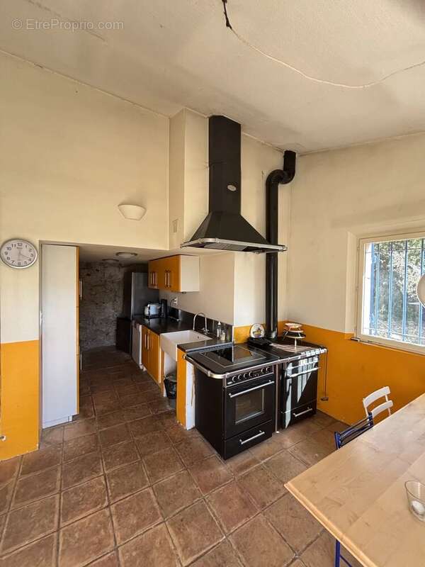 Maison à CHATEAUDOUBLE