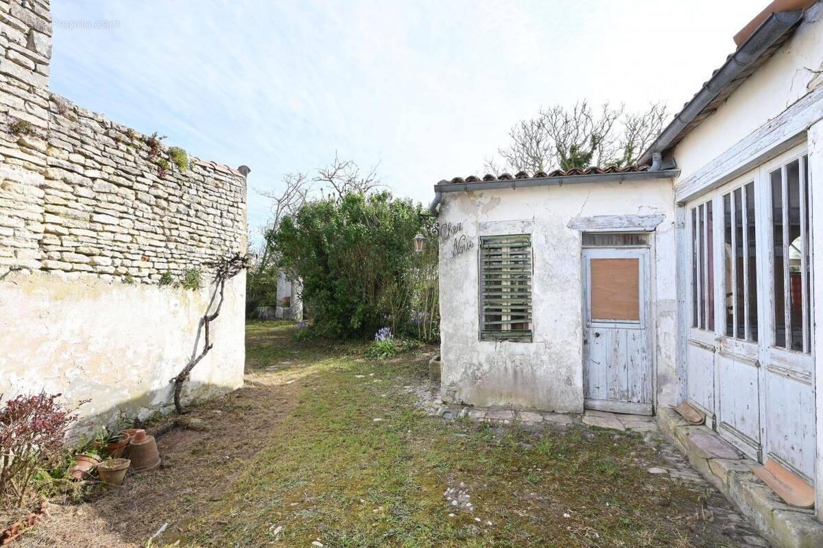 Maison à LA COUARDE-SUR-MER