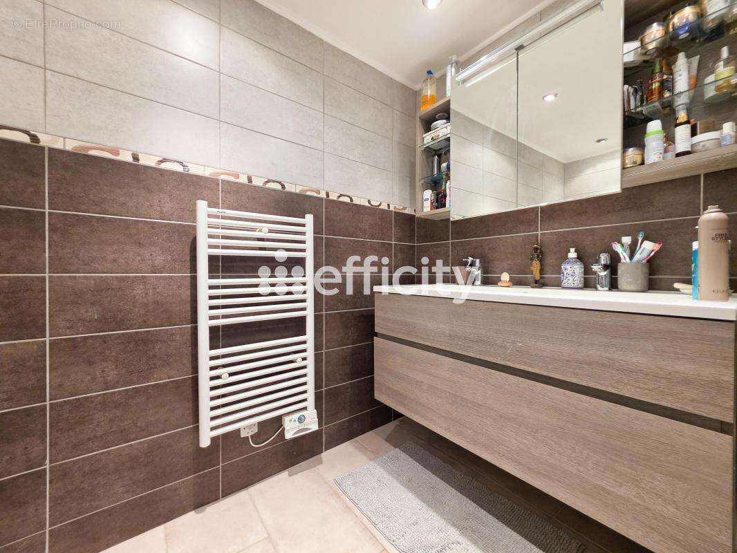 Appartement - photo 11