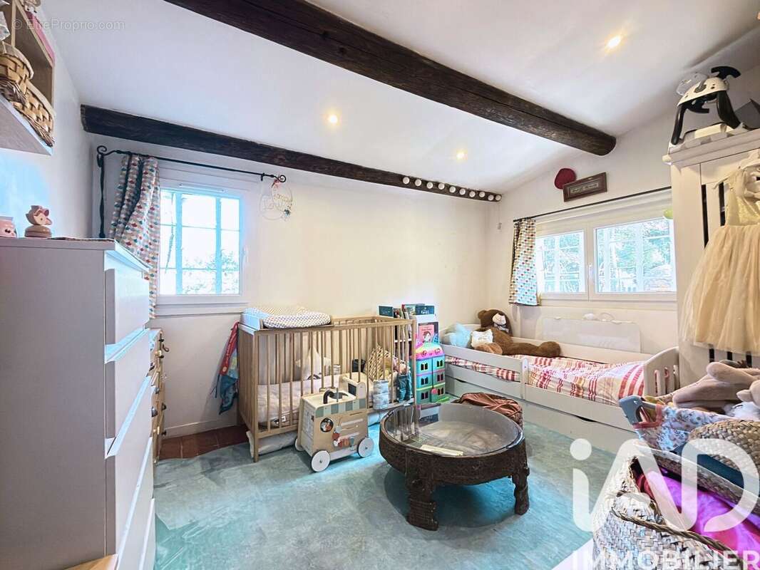 Photo 8 - Maison à PEYROLLES-EN-PROVENCE