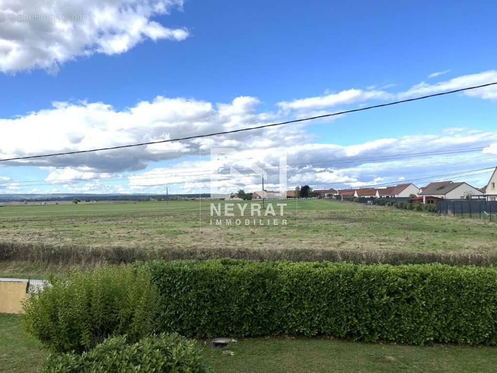 Maison 289 m² à Farges-Les-Chalon  - photo 7