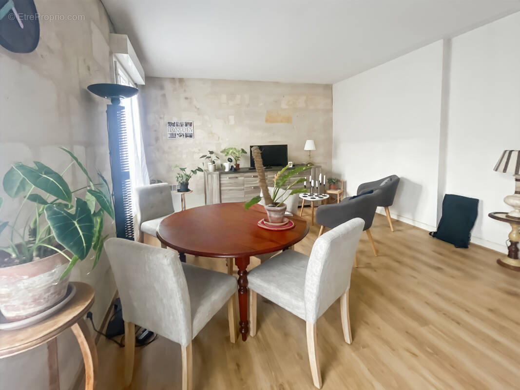 Appartement à BORDEAUX