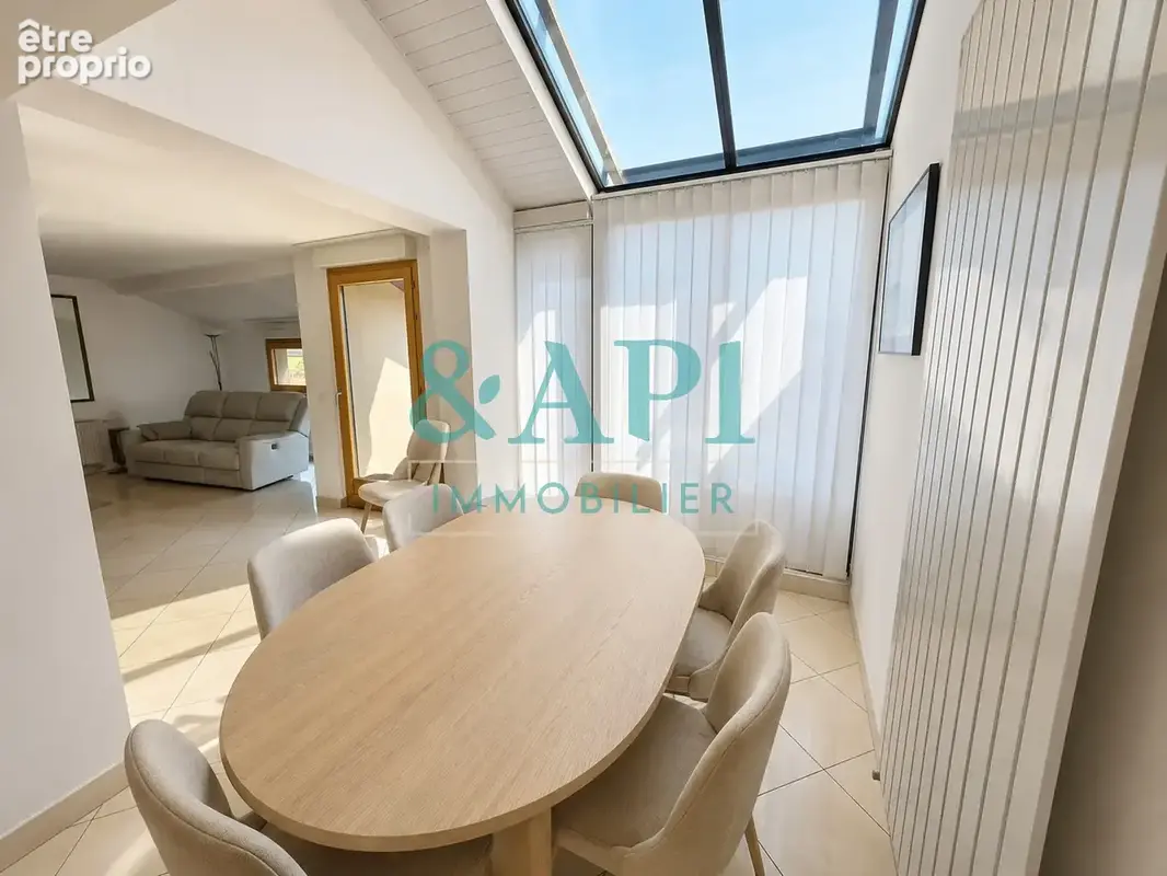 Thonon les bains appartement t6 plein centre ville un bien rare a decouvrir en exclusivité - photo 2
