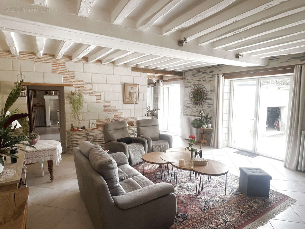 Maison à LES PONTS-DE-CE