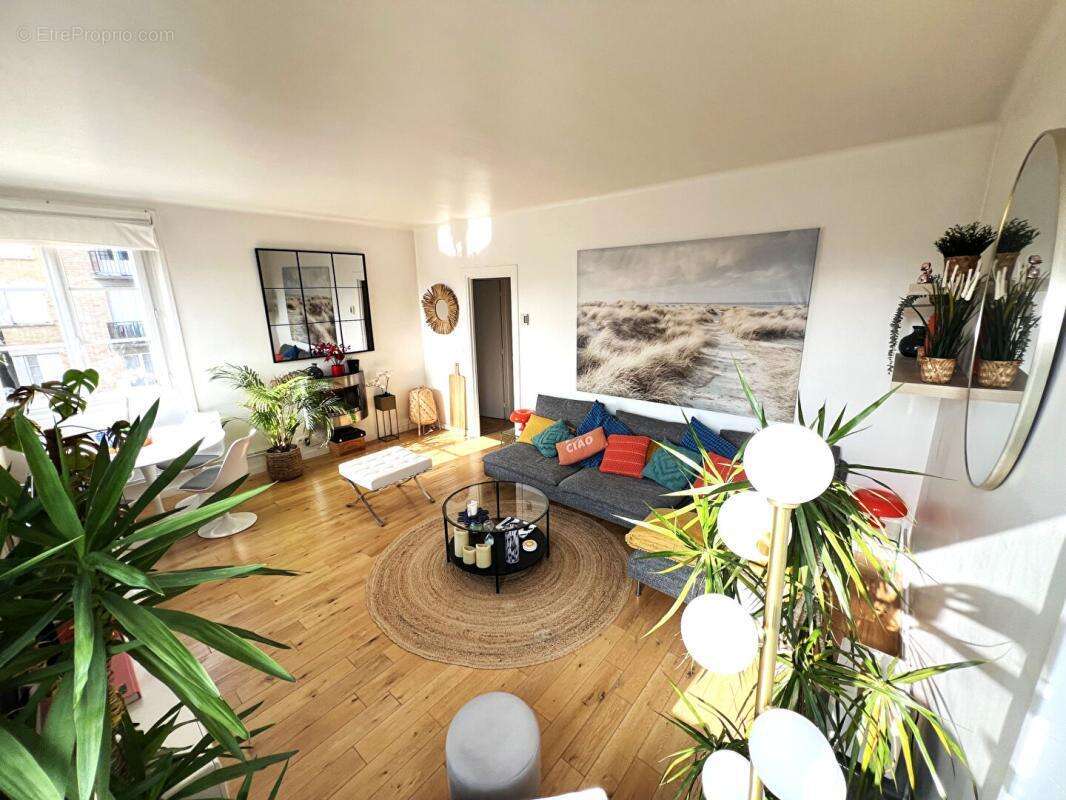 Appartement à SURESNES