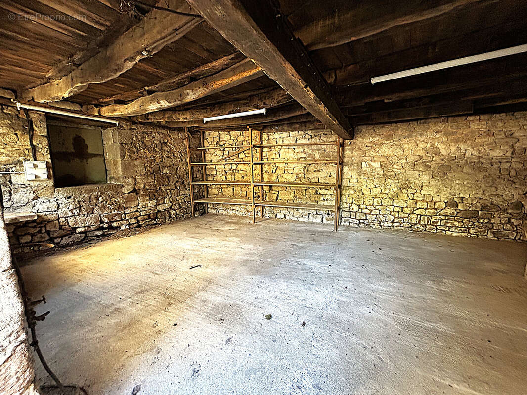 Ensemble immobilier en pierre - photo 8