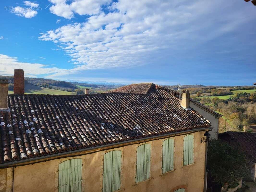 Maison à CASTELNAU-BARBARENS