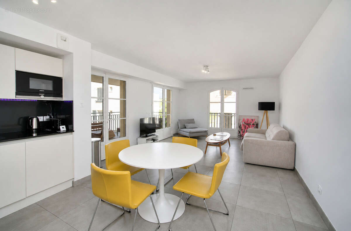 Appartement à SAINT-TROPEZ