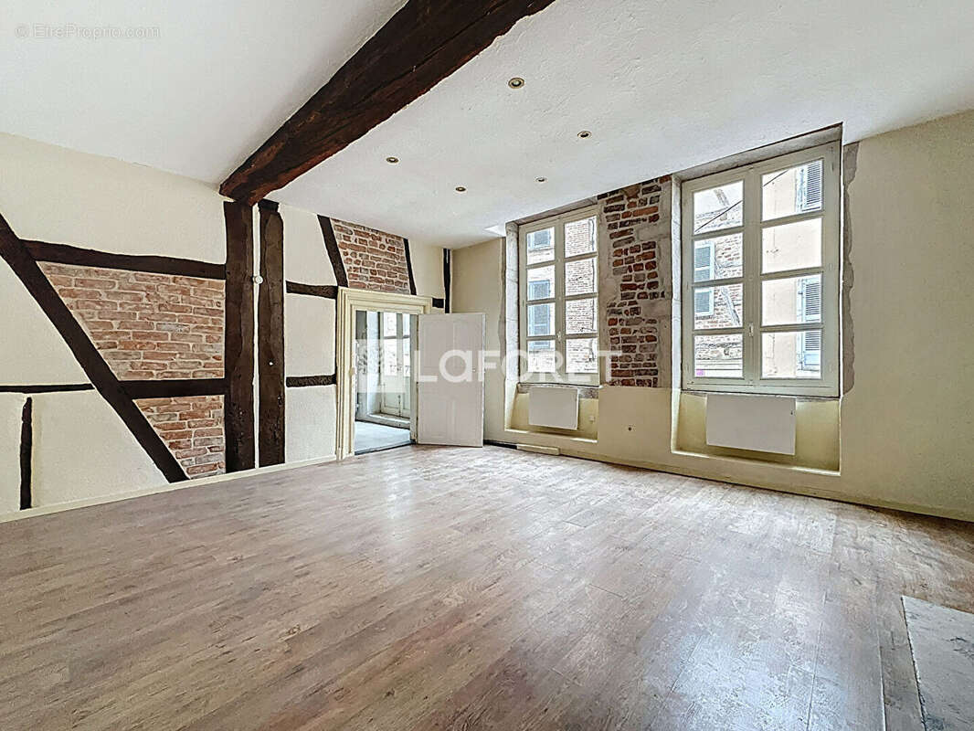 Appartement à CHATILLON-SUR-CHALARONNE