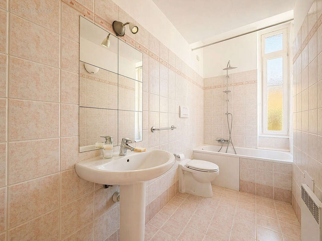 Appartement à MENTON