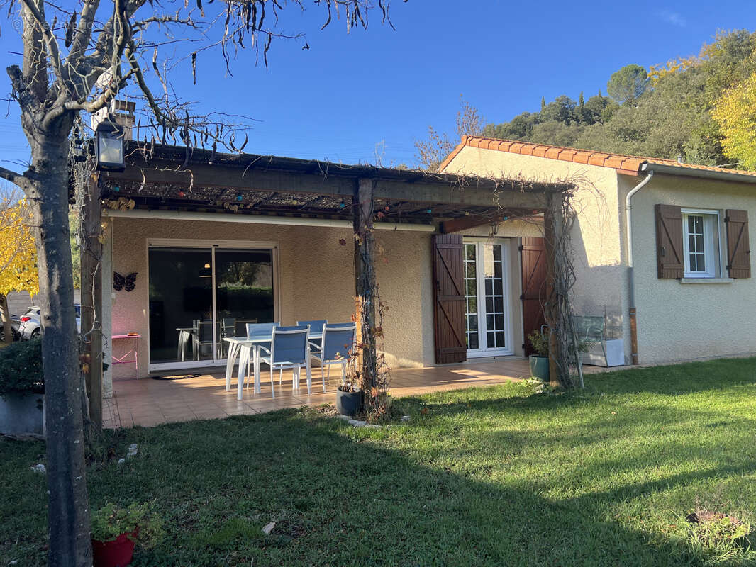 Maison à SAINT-PERAY