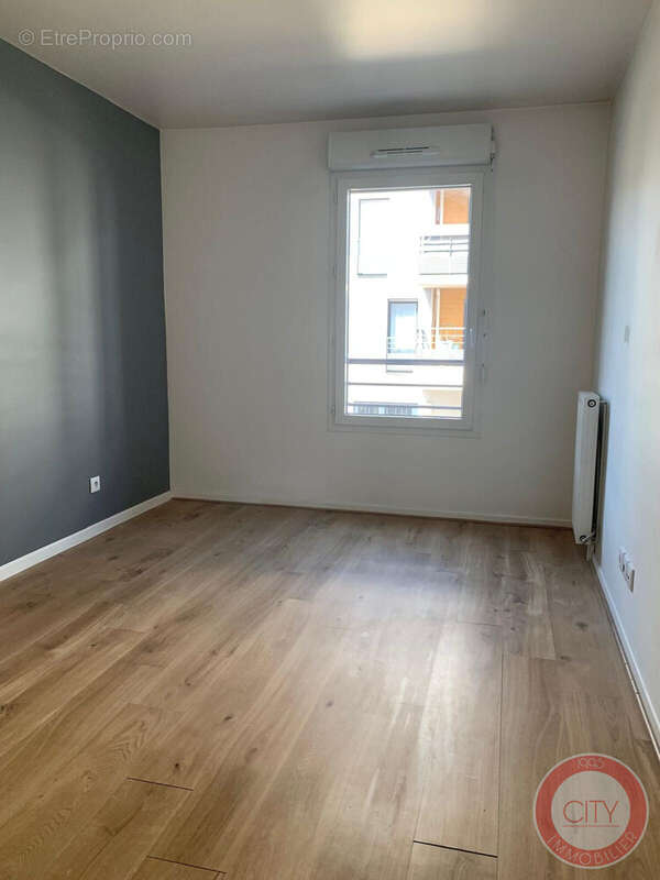 Appartement à SAINT-OUEN-L'AUMONE