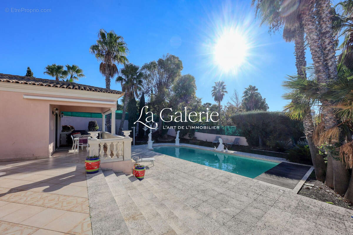 Maison à SANARY-SUR-MER