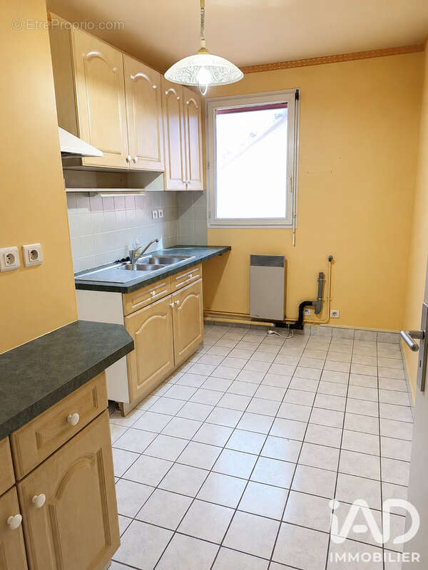 Appartement 84 m² à Cosne-Cours-Sur-Loire  - photo 5