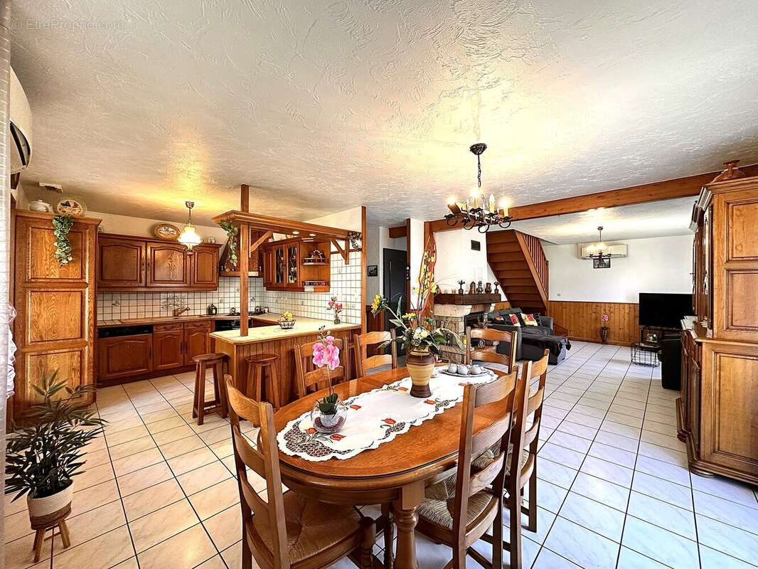 Maison à SCIONZIER