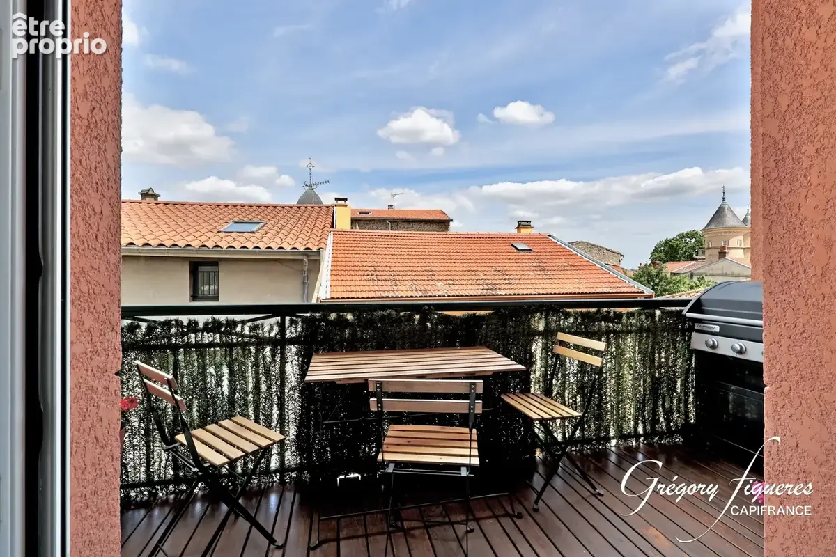 À vendre – Beau duplex 3 pièces de 78,19 m² au dernier étage, avec balcon, garage et place de parking privative - photo 4