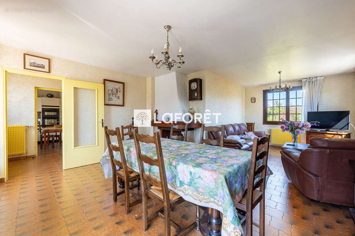 Maison à CONFLANS-SAINTE-HONORINE